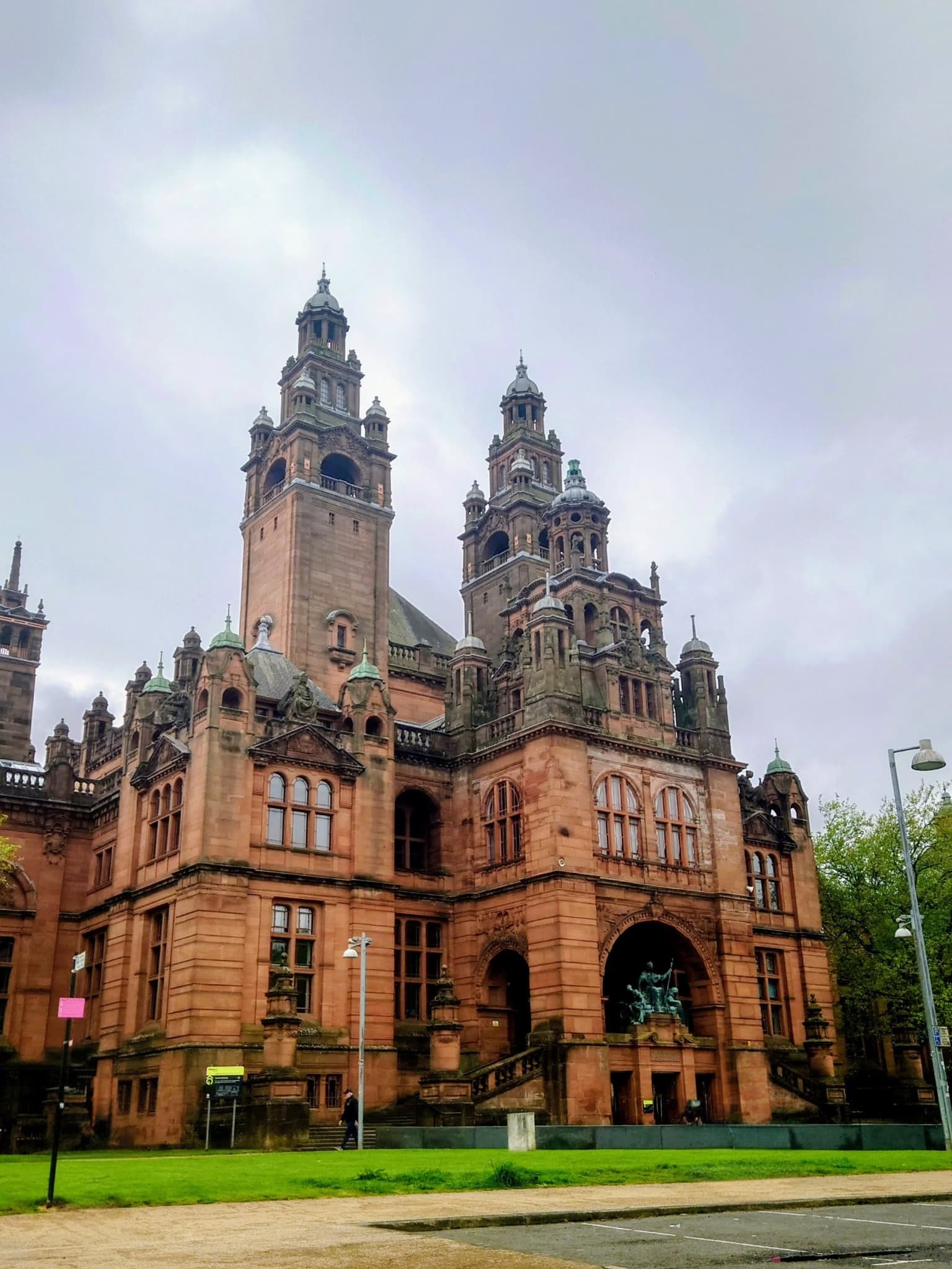Spanish Baroque red sandstone façade of Kelvingrove Art Gallery and Museum
